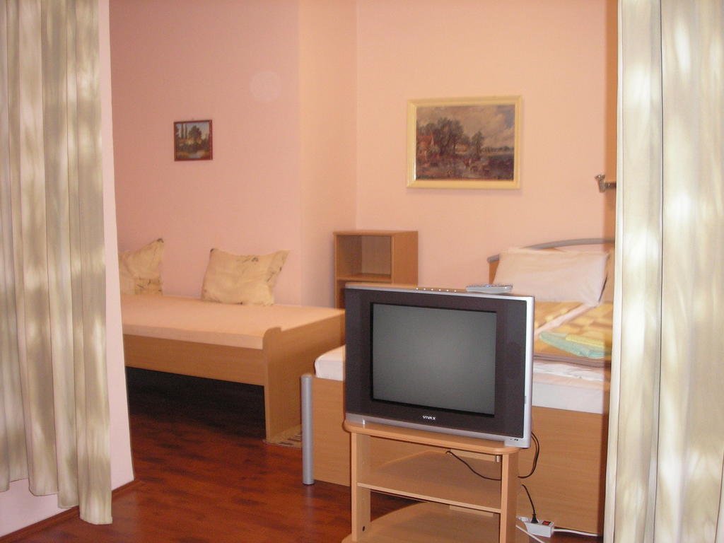 Stara Breza 1 Rooms Palić Rom bilde